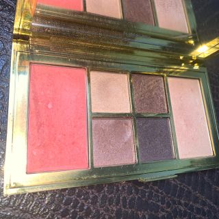 トムフォード(TOM FORD)のトムフォード❤️ソレイユアイアンドチークパレット  (アイシャドウ)