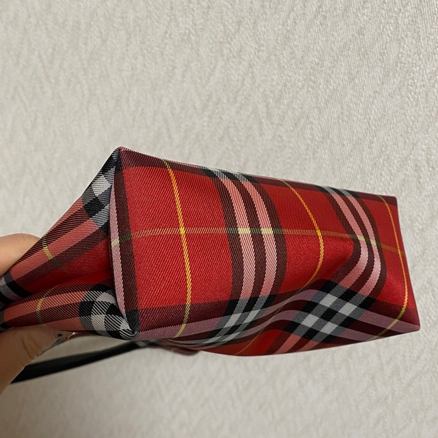 BURBERRY(バーバリー)のBurberry チェック バッグ レディースのバッグ(ハンドバッグ)の商品写真