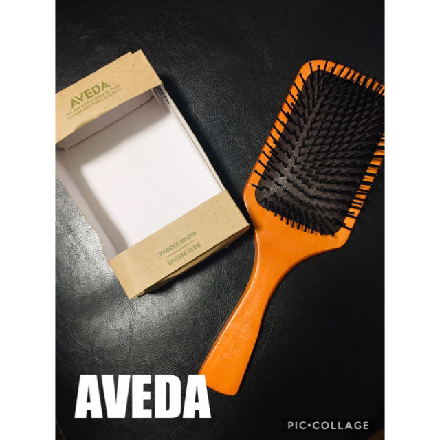 AVEDA(アヴェダ)のAVEDA♡アヴェダ♡パドルブラシ♡ヘアブラシ　〈最終値下げ〉 コスメ/美容のヘアケア/スタイリング(ヘアブラシ/クシ)の商品写真