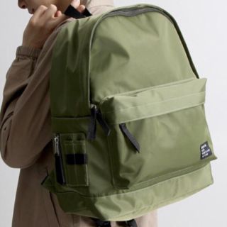 ウィゴー(WEGO)のWEGO MA-1 デイパック カーキ(バッグパック/リュック)