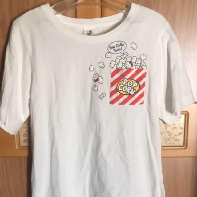 サンリオ(サンリオ)のハローキティ  ポップコーンTシャツ レディースのトップス(Tシャツ(半袖/袖なし))の商品写真