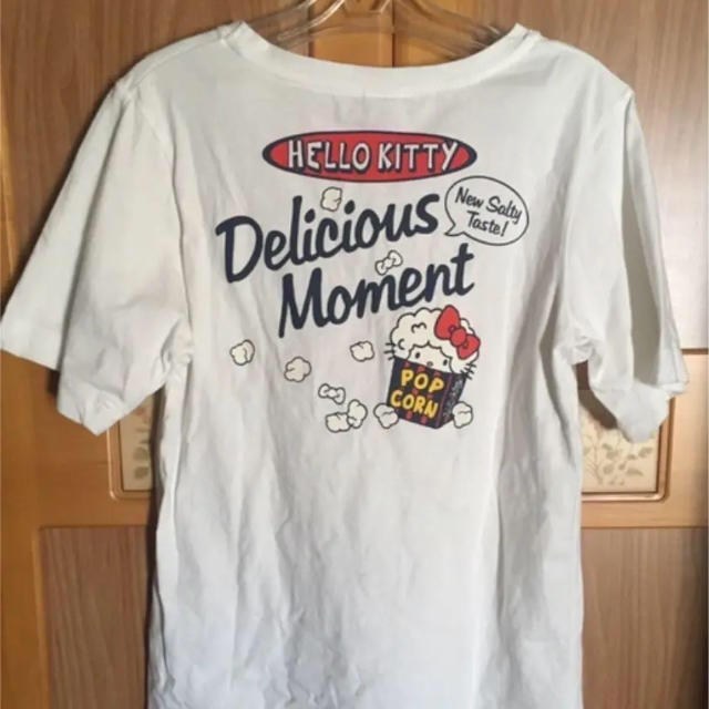 サンリオ(サンリオ)のハローキティ  ポップコーンTシャツ レディースのトップス(Tシャツ(半袖/袖なし))の商品写真