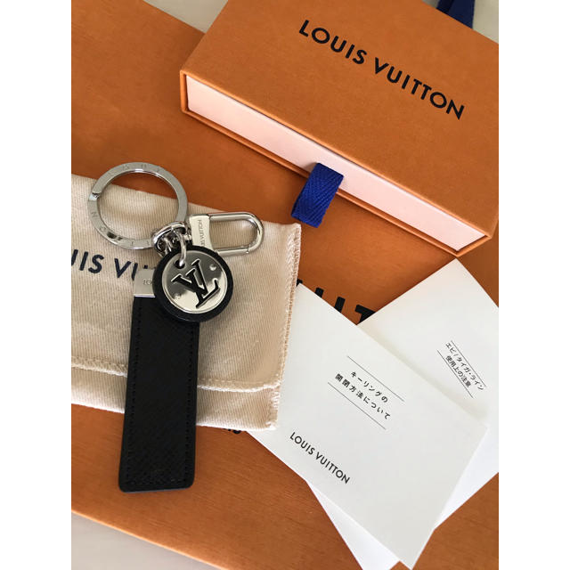 LOUIS VUITTON(ルイヴィトン)の【ほぼ未使用】ヴィトンキーリング/キーホルダー メンズのファッション小物(キーホルダー)の商品写真