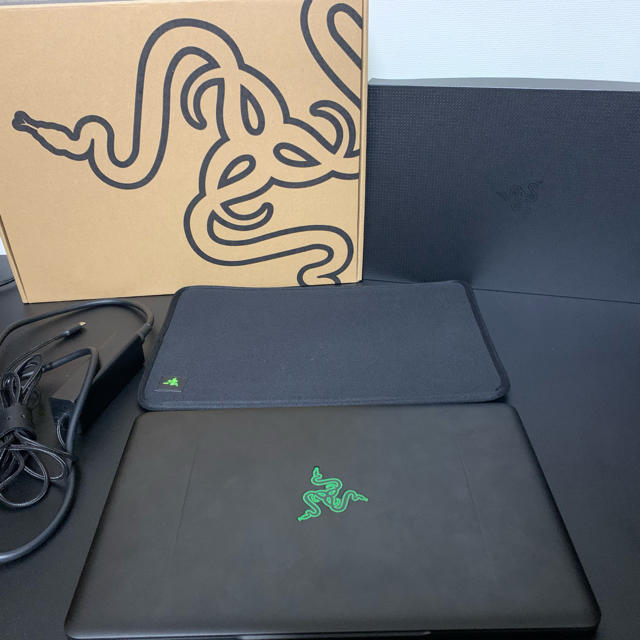 LAZER(レイザー)のrazer blade stealth 2016モデル　準ジャンク スマホ/家電/カメラのPC/タブレット(ノートPC)の商品写真