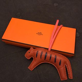 エルメス(Hermes)のエルメス　チャーム　ルールー　正規品　未使用(バッグチャーム)