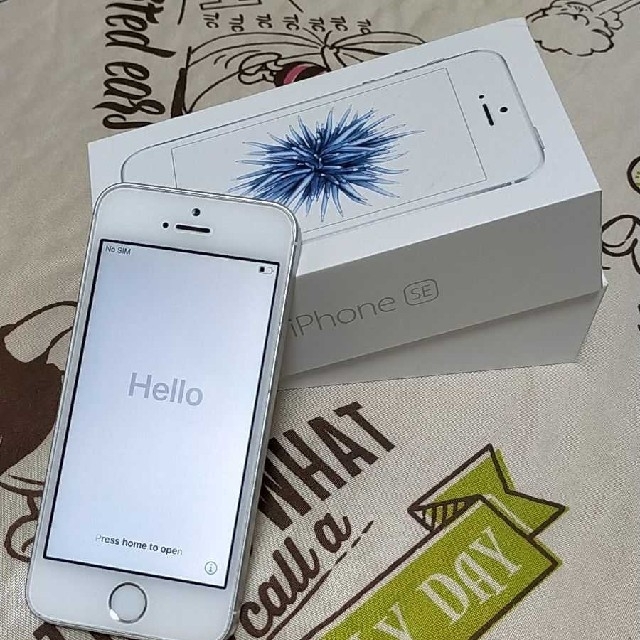 iPhone SE Silver 128 GB Softbank