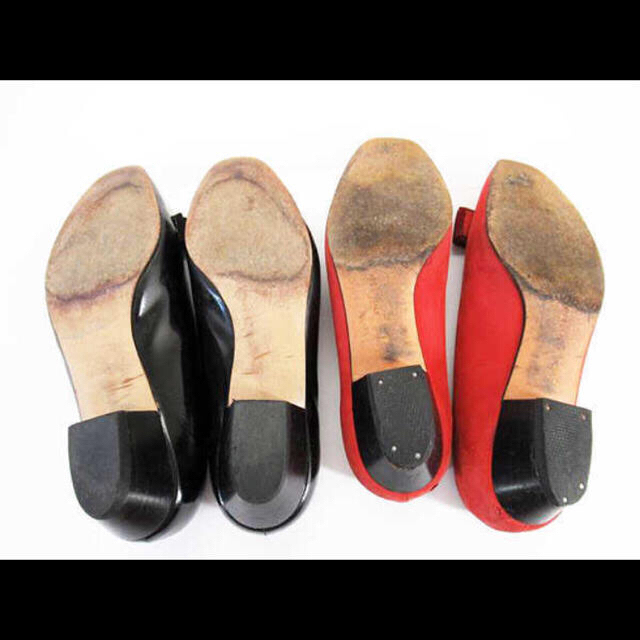 Salvatore Ferragamo(サルヴァトーレフェラガモ)のフェラガモ ヴァラ パンプス  各1点 レディースの靴/シューズ(ハイヒール/パンプス)の商品写真