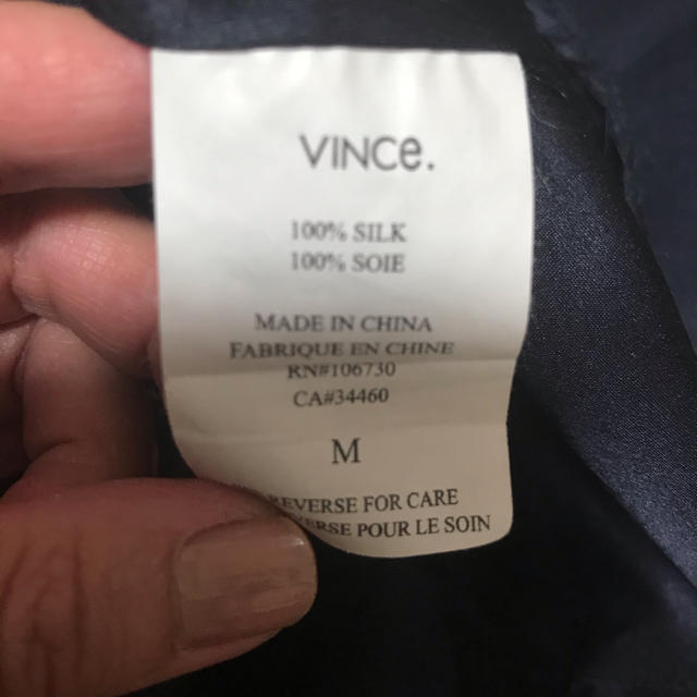 Vince(ビンス)のvince.シルク トップス Tシャツ チュニック カットソー レディースのトップス(Tシャツ(半袖/袖なし))の商品写真