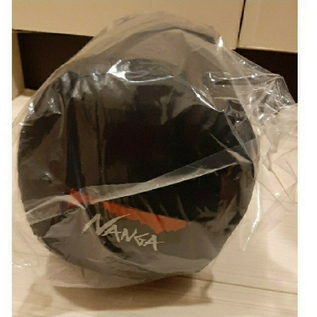 NANGA(ナンガ)のNANGA 600DX オールブラック スポーツ/アウトドアのアウトドア(寝袋/寝具)の商品写真