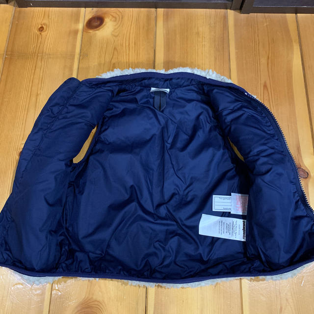 patagonia(パタゴニア)のpatagonia  ベスト キッズ/ベビー/マタニティのキッズ服男の子用(90cm~)(ジャケット/上着)の商品写真