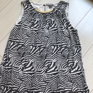 エイチアンドエム(H&M)のH&M トップス　ゼブラ柄　美品　Mさいず(カットソー(半袖/袖なし))