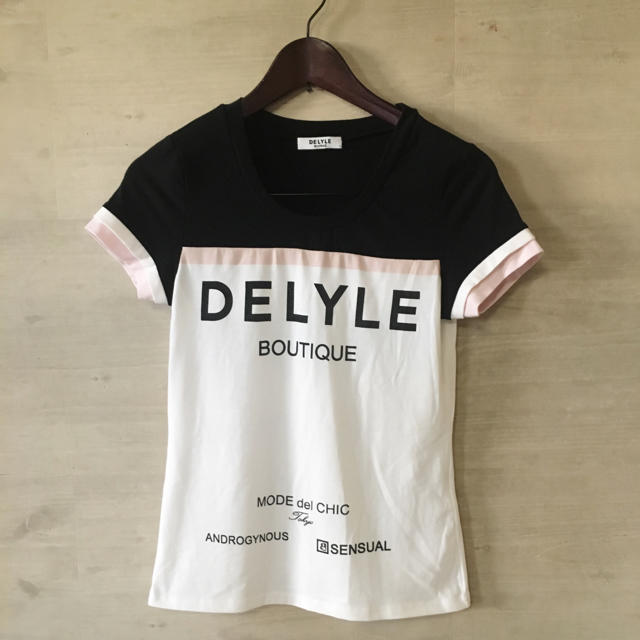 Delyle(デイライル)のデイライル 半袖 Tシャツ DELYLE レディースのトップス(Tシャツ(半袖/袖なし))の商品写真