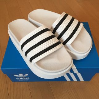 アディダス(adidas)の新品サンダル(サンダル)