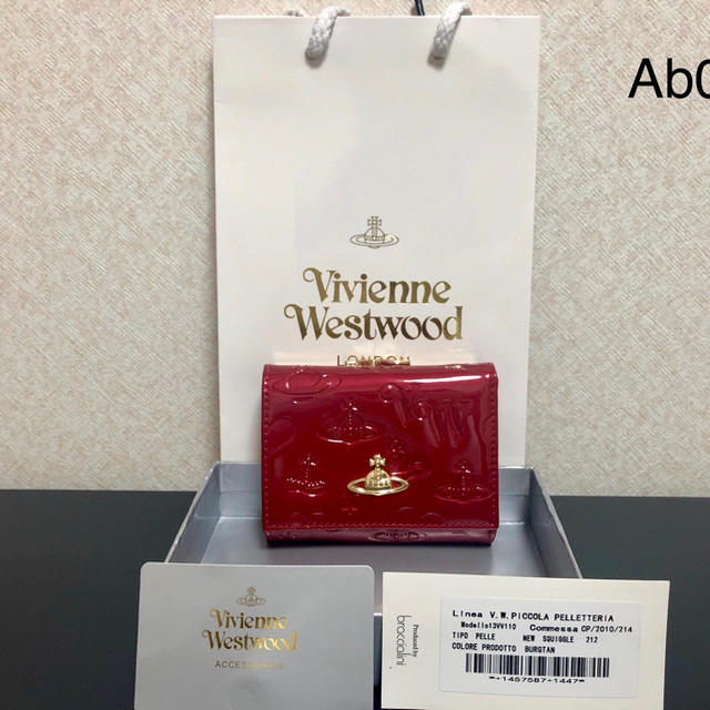 vivianwestwood ヴィヴィアンウエストウッド　財布　赤　エナメルレディース