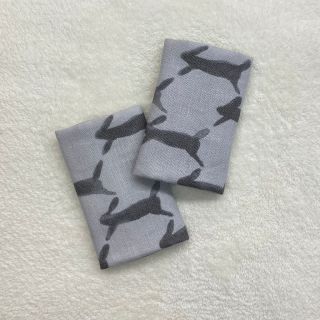 ミナペルホネン(mina perhonen)のご専用/ハンドメイド よだれカバー【ミナぺルホネン】(外出用品)