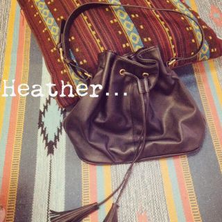 ヘザー(heather)のHeatherのタッセル付バッグ(ショルダーバッグ)