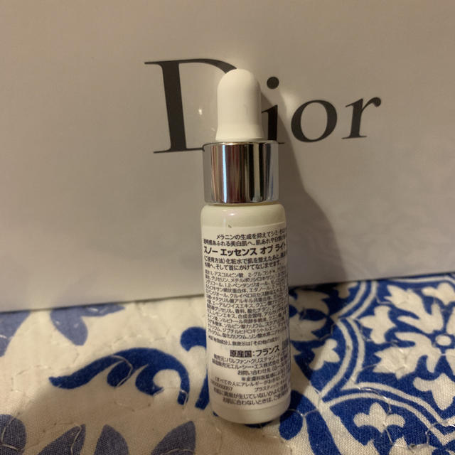 Dior(ディオール)のDior スノーエッセンスオブライト　7ml コスメ/美容のスキンケア/基礎化粧品(美容液)の商品写真