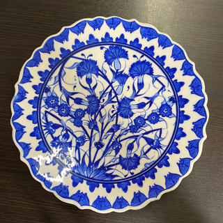 トルコ・キュタフヤ陶器　手書き絵皿　23cm(食器)