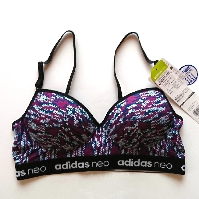 adidas(アディダス)のアディダスネオ ノンワイヤーブラジャー ・Ｌ レディースの下着/アンダーウェア(ブラ)の商品写真