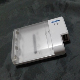 @乾電池式充電器☆(バッテリー/充電器)