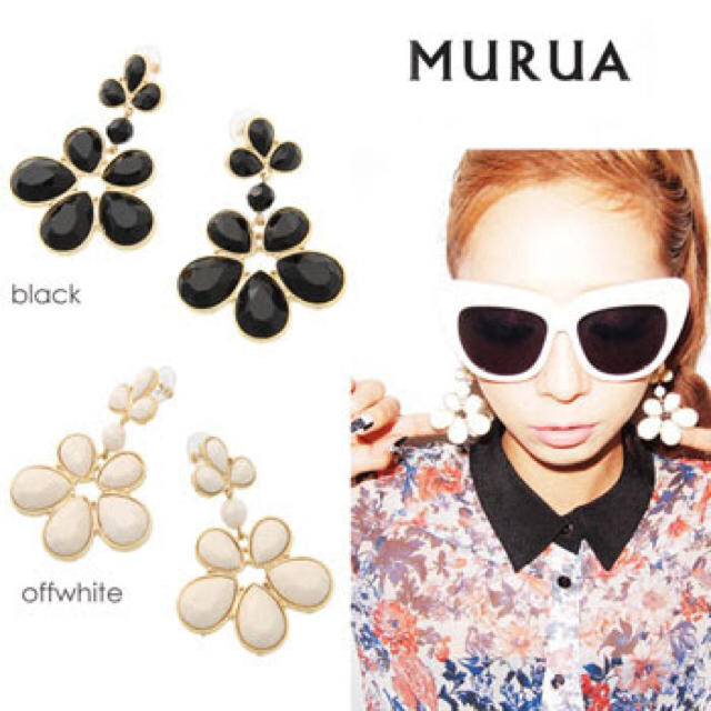 MURUA(ムルーア)のMURUA◆フラワーピアス レディースのアクセサリー(ピアス)の商品写真