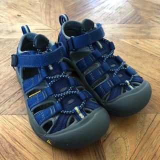 キーン(KEEN)の【美品】KEEN キーン サンダル　キッズ(サンダル)