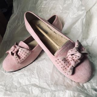 アグ(UGG)の最終値下げ♪UGGのフラットシューズ(リボン)(バレエシューズ)