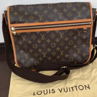 ヴィトン(LOUIS VUITTON) マザーバッグ メッセンジャーバッグ(メンズ)の通販 2点 | ルイヴィトンのメンズを買うならラクマ