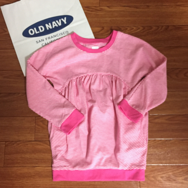 Old Navy(オールドネイビー)の新品OLDNAVYボーダーワンピース キッズ/ベビー/マタニティのキッズ服女の子用(90cm~)(ワンピース)の商品写真