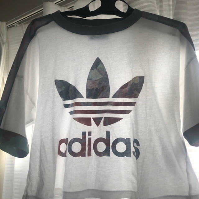 adidas(アディダス)のアディダス　Tシャツ レディースのトップス(Tシャツ(半袖/袖なし))の商品写真