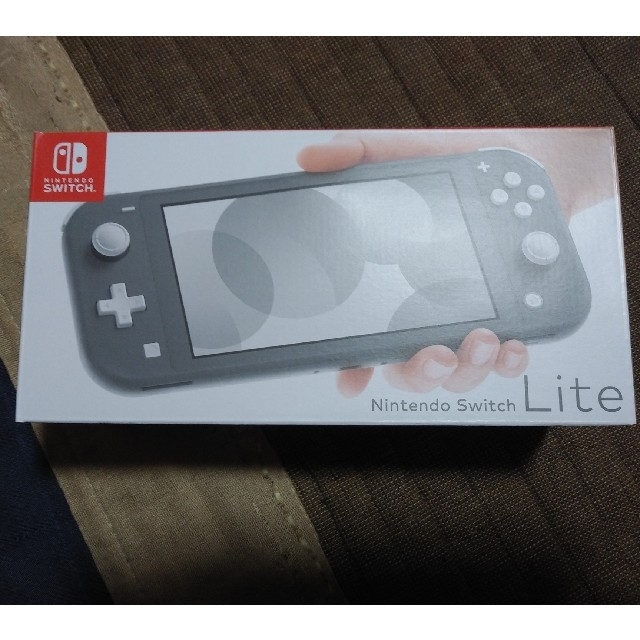 【ネット限定】 Nintendo Switch -  Switch Liteグレー　あつ森ソフト付き 家庭用ゲーム機本体