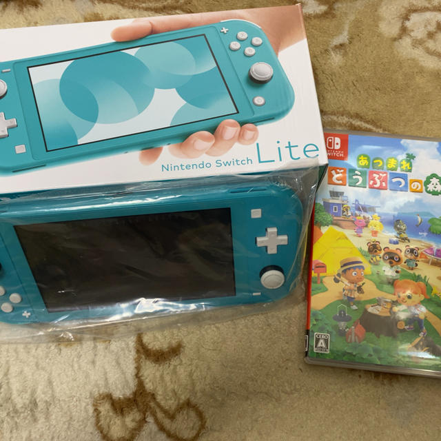 ニンテンドーSwitchライト、あつまれどうぶつの森