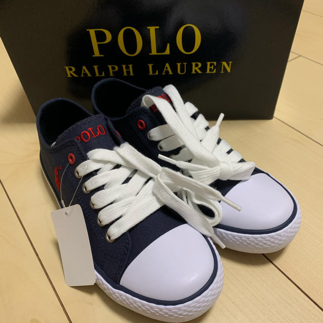 POLO RALPH LAUREN(ポロラルフローレン)のPOLO RALPH LAUREN スニーカー　新品未使用 レディースの靴/シューズ(スニーカー)の商品写真