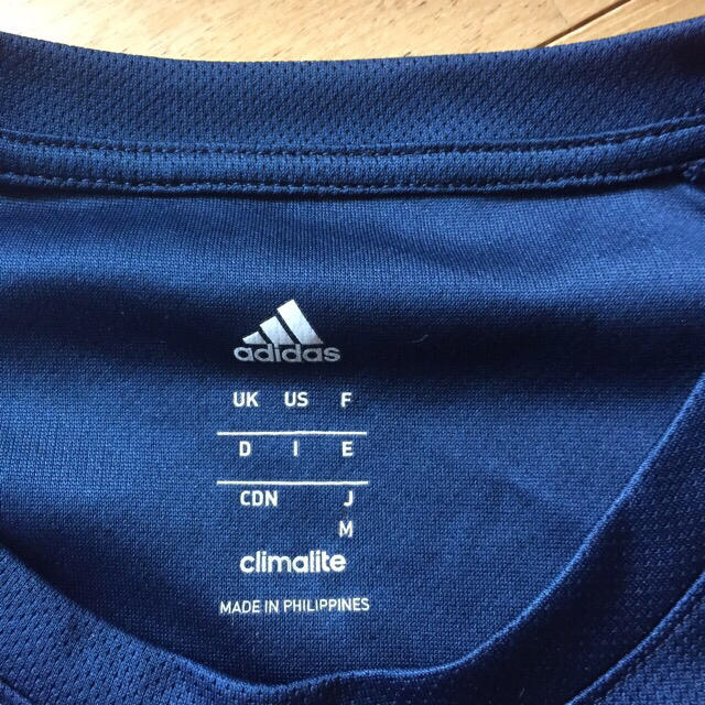 adidas(アディダス)のアディダス Tシャツ メンズのトップス(Tシャツ/カットソー(半袖/袖なし))の商品写真