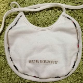 バーバリー(BURBERRY)のぽっち様へ　バーバリー　スタイ(ベビースタイ/よだれかけ)