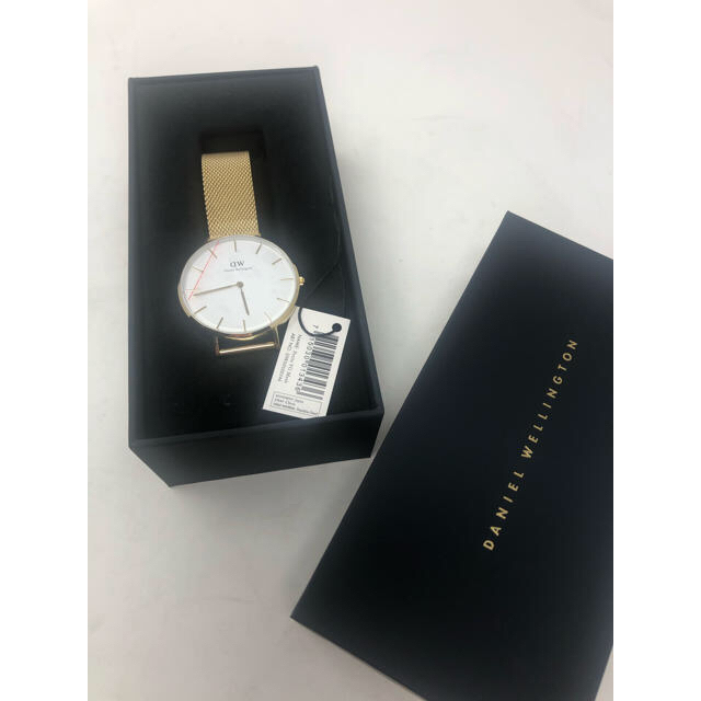 Daniel Wellington(ダニエルウェリントン)のダニエルウェリントン　danielwellington   ゴールド時計　白盤 レディースのファッション小物(腕時計)の商品写真