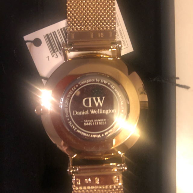 Daniel Wellington(ダニエルウェリントン)のダニエルウェリントン　danielwellington   ゴールド時計　白盤 レディースのファッション小物(腕時計)の商品写真