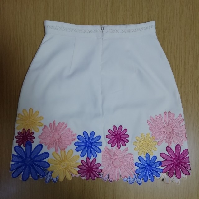 Lily Brown(リリーブラウン)のリーリーブラウン　スカート レディースのスカート(ミニスカート)の商品写真