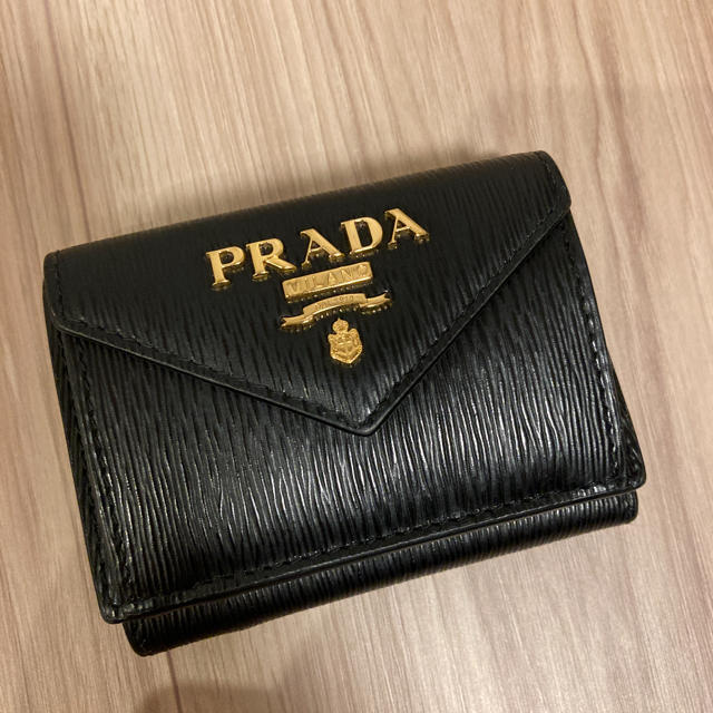 PRADA プラダ ミニウォレット約80g付属品