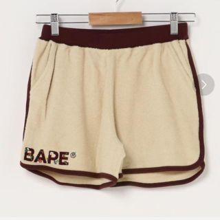 アベイシングエイプ(A BATHING APE)のA BATHING APE フラワーPILE SHORTS(ショートパンツ)