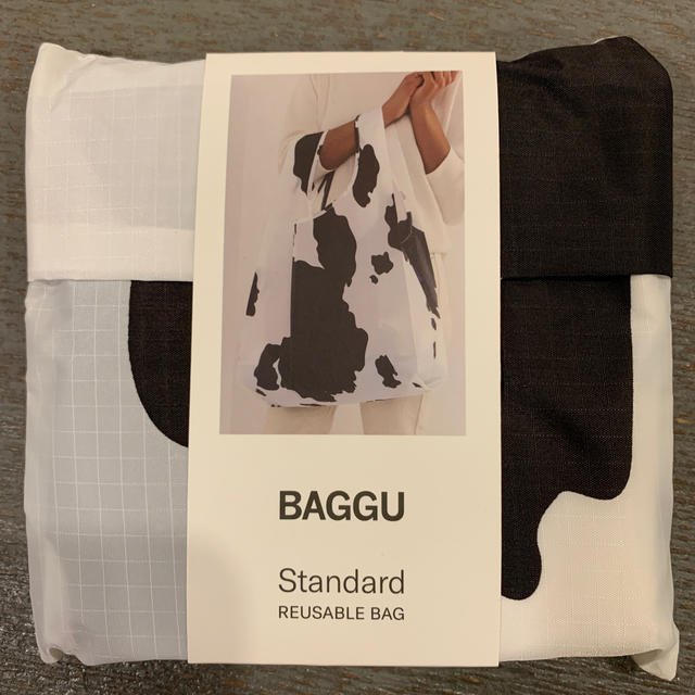 L'Appartement DEUXIEME CLASSE(アパルトモンドゥーズィエムクラス)のBAGGU 新品　Standard  カウcow  エコバッグ レディースのバッグ(エコバッグ)の商品写真