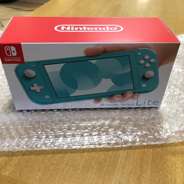 Nintendo Switch(ニンテンドースイッチ)のNintendo Switch  Lite ターコイズ エンタメ/ホビーのゲームソフト/ゲーム機本体(家庭用ゲーム機本体)の商品写真