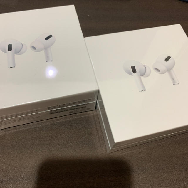 airpods pro 2台　MWP22J/A エアポッズ プロ 2個