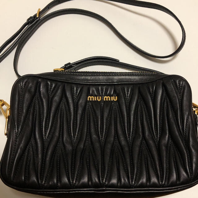 ミュウミュウ MIU MIU ショルダーバッグ マトラッセ 5BH539バッグ