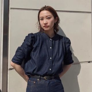 マウジー(moussy)のMOUSSY♡GATHER SLEEVE DENIMブラウス♡パフスリーブ紺(シャツ/ブラウス(半袖/袖なし))