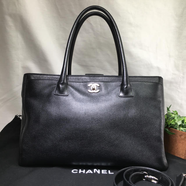 美品✨定価40万✨CHANEL シャネル エグゼクティブトート　2WAY