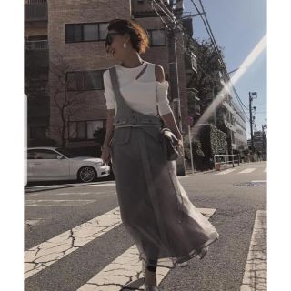 アメリヴィンテージ(Ameri VINTAGE)のameri vintage one shoulder skirt(ひざ丈スカート)