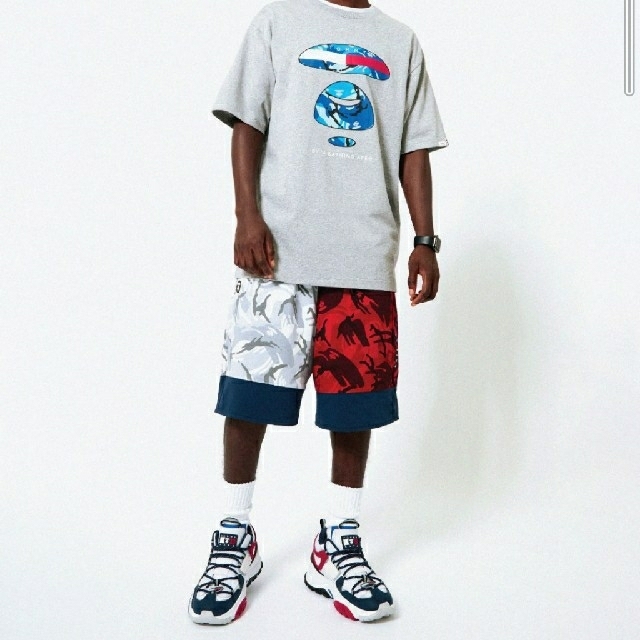 A BATHING APE(アベイシングエイプ)のAAPE X TOMMY JEANS FLAG REVERSIBLE SHORT メンズのパンツ(ショートパンツ)の商品写真