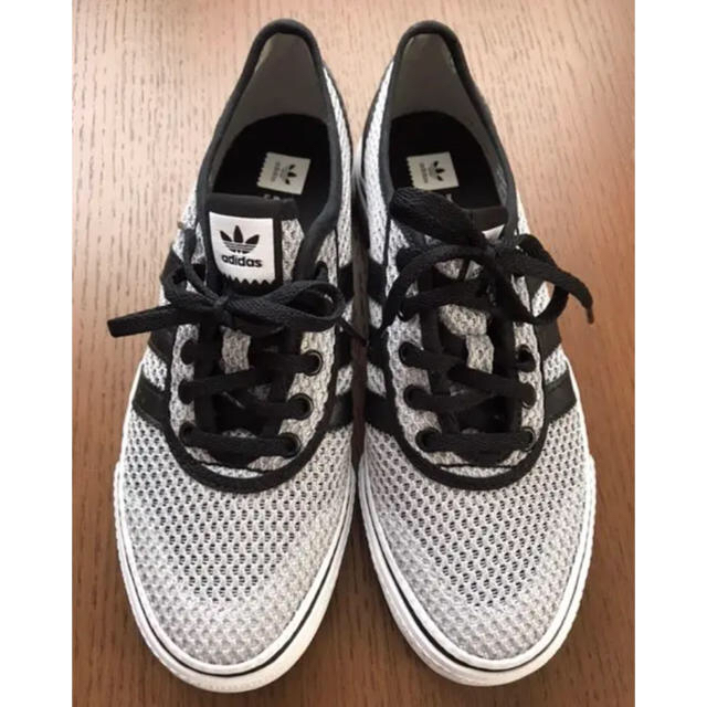 adidas⭐︎メッシュスニーカー