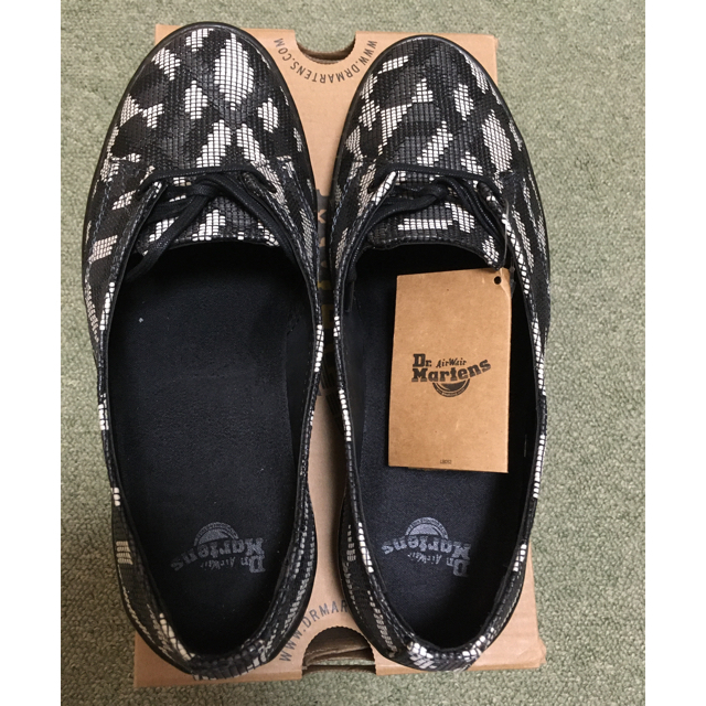 Dr.Martens(ドクターマーチン)の【Toki様専用ページ】Dr.Martens 2足セット レディースの靴/シューズ(スニーカー)の商品写真